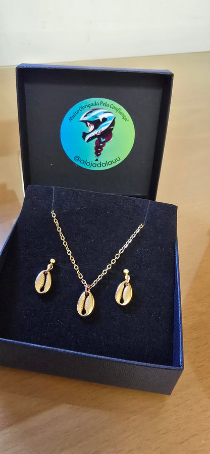 Conjuntos (colar e brincos)