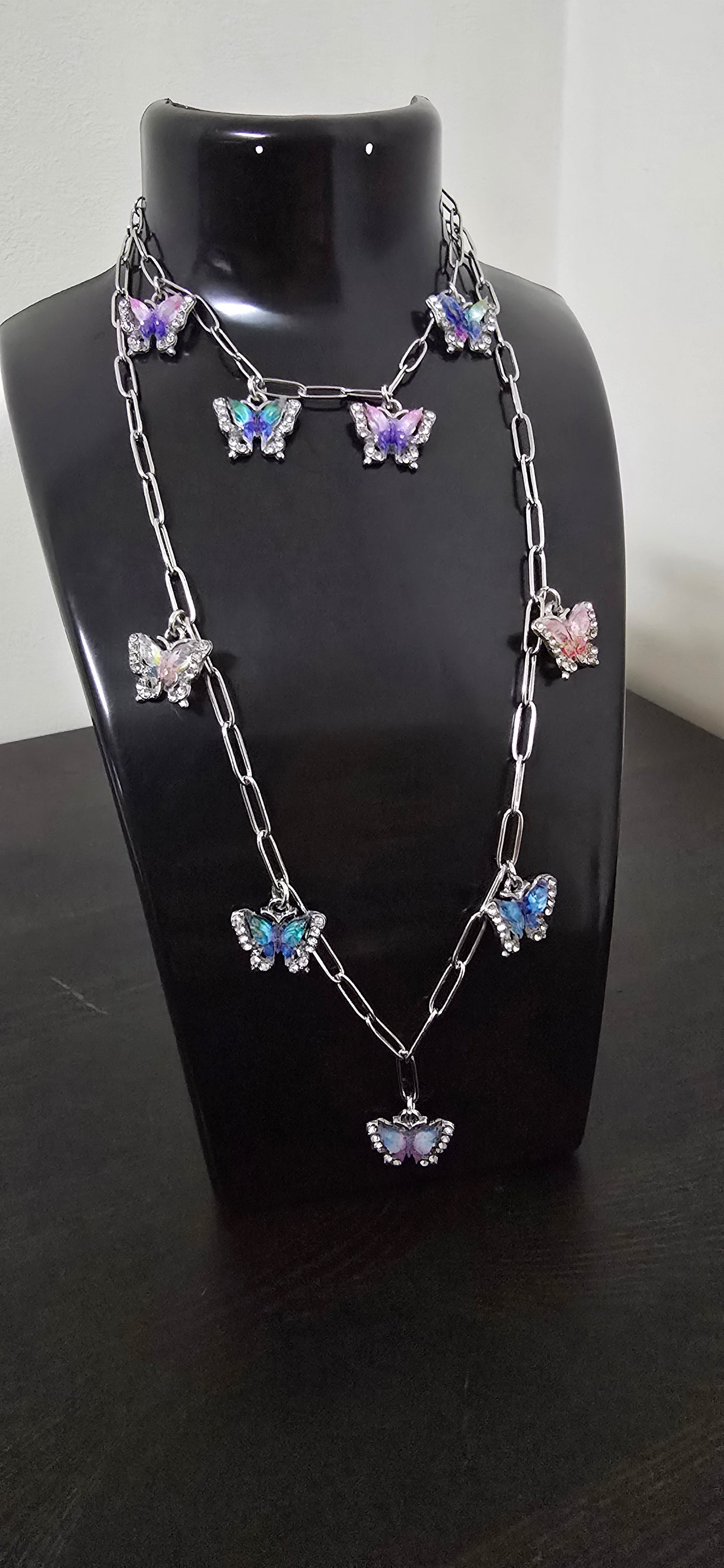 Conjunto borboletas ( colar e pulseira)