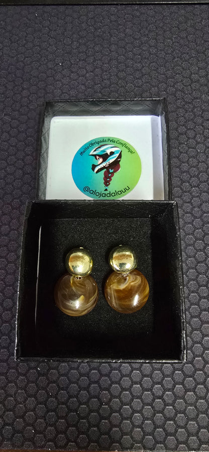Brincos dourados