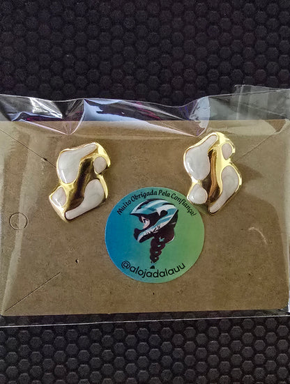 Brincos dourados