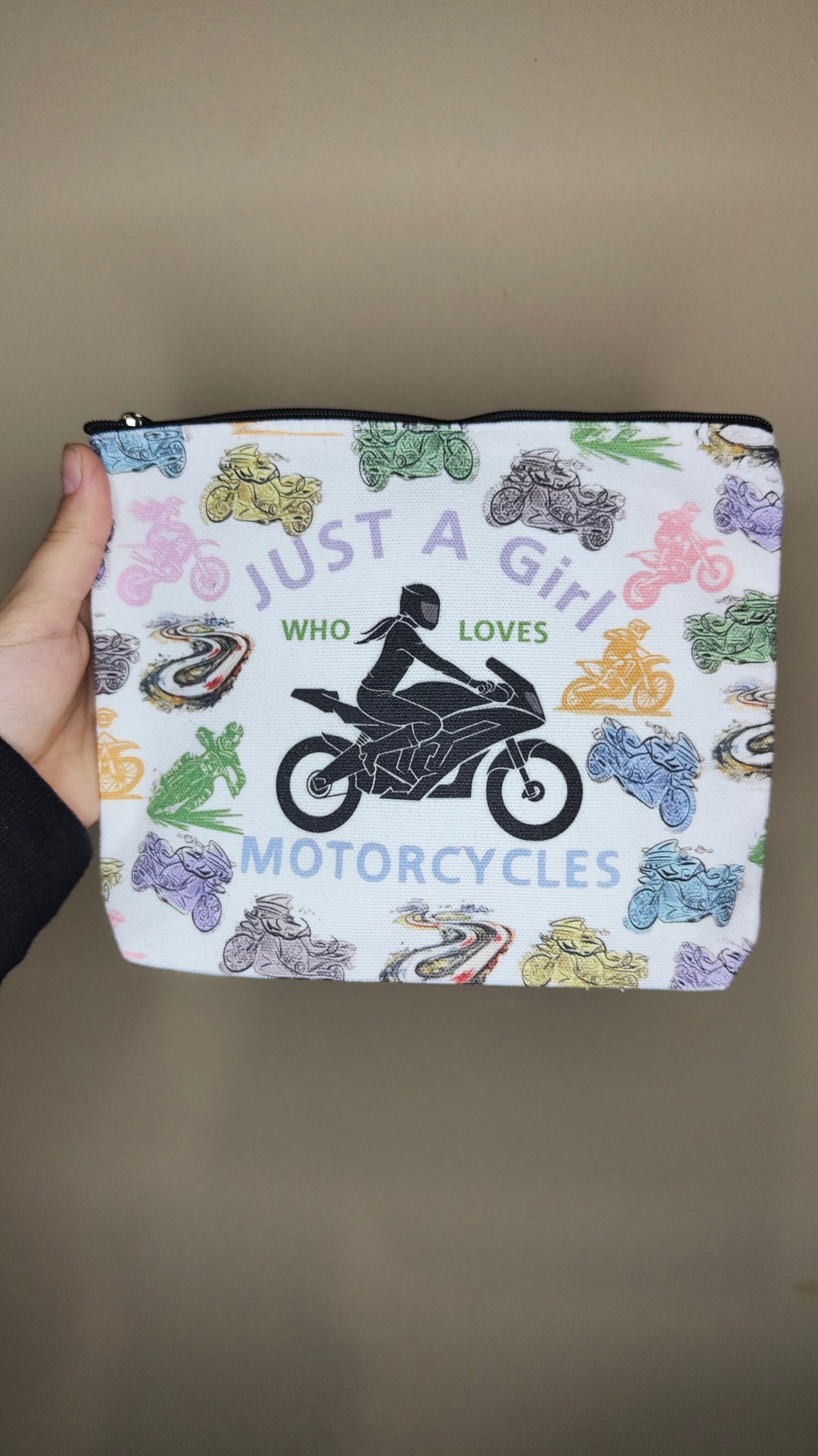 Necessaire "Just a girl who loves motocycles"